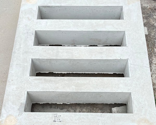 預(yù)制海邊防護(hù)柵欄板